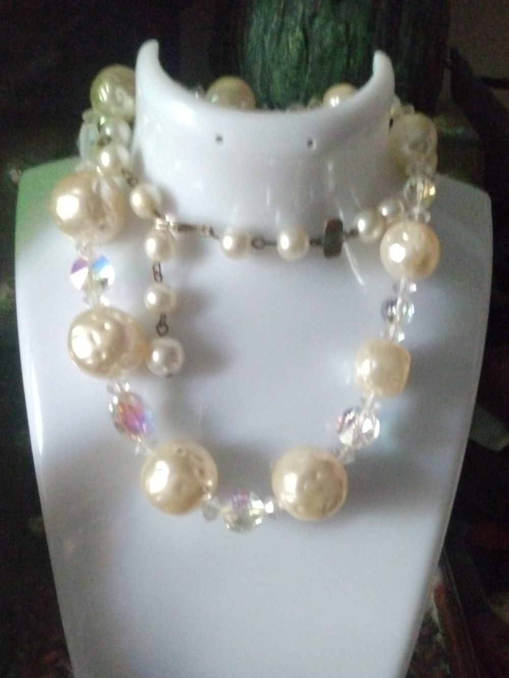 Pearl and Crystal Statement Necklace in Cream